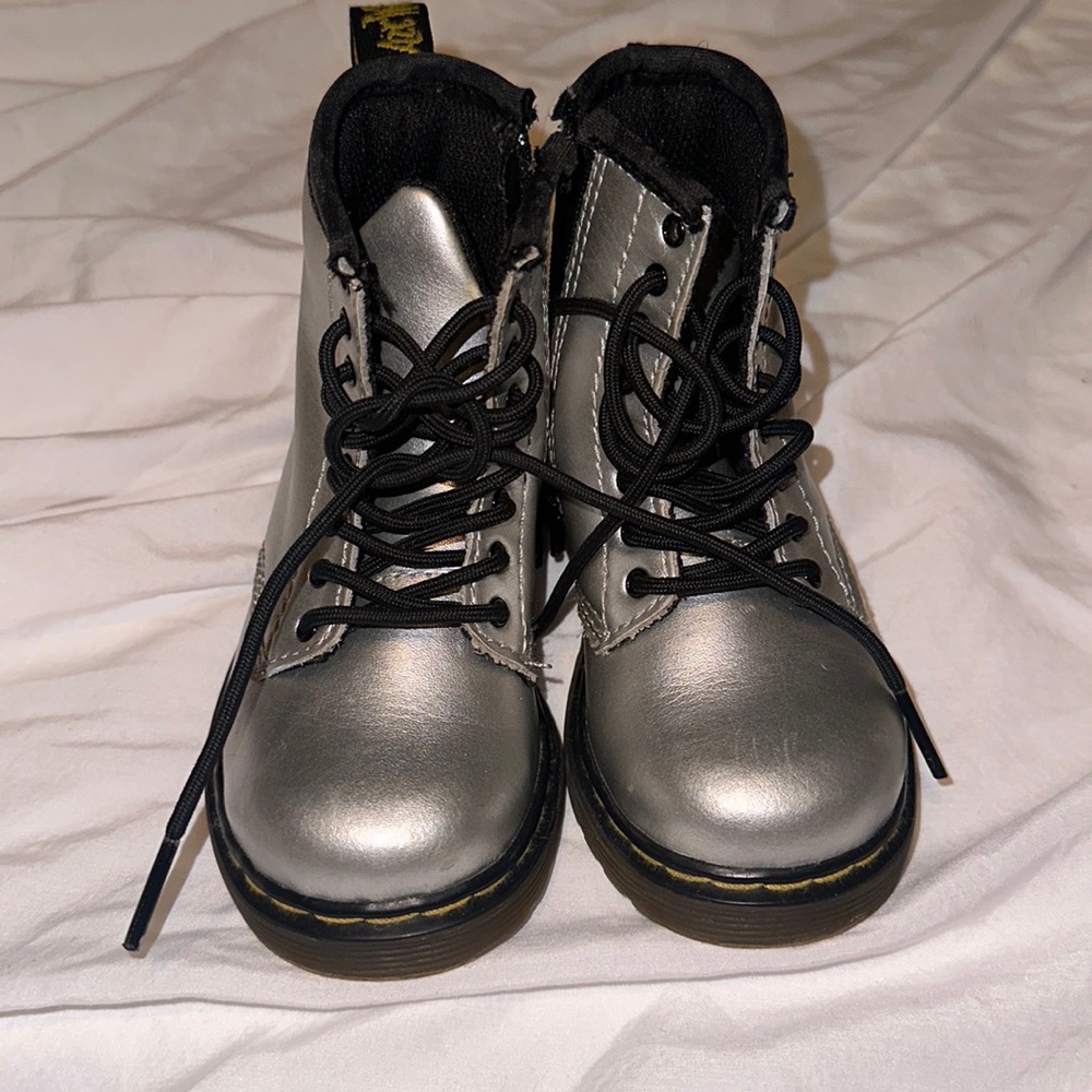 Silver Dr.Martens
